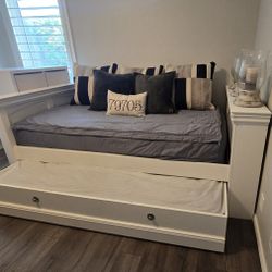 Twin Bed Trundle Bed. Free Delivery With Purchase  Midland Odessa