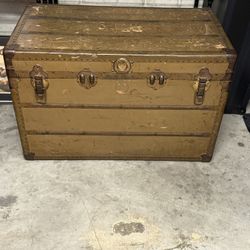 Vintage Chest