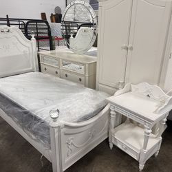 PRINCESS BED ROOM SET  TWIN SIZE SAME DAY PICK UP & DELIVERY 🚚🚚🚚