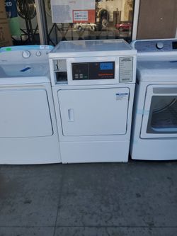 Speed Queen Gas Dryer New Open Box