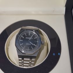 1-1 Classic Watch(box And Papers)