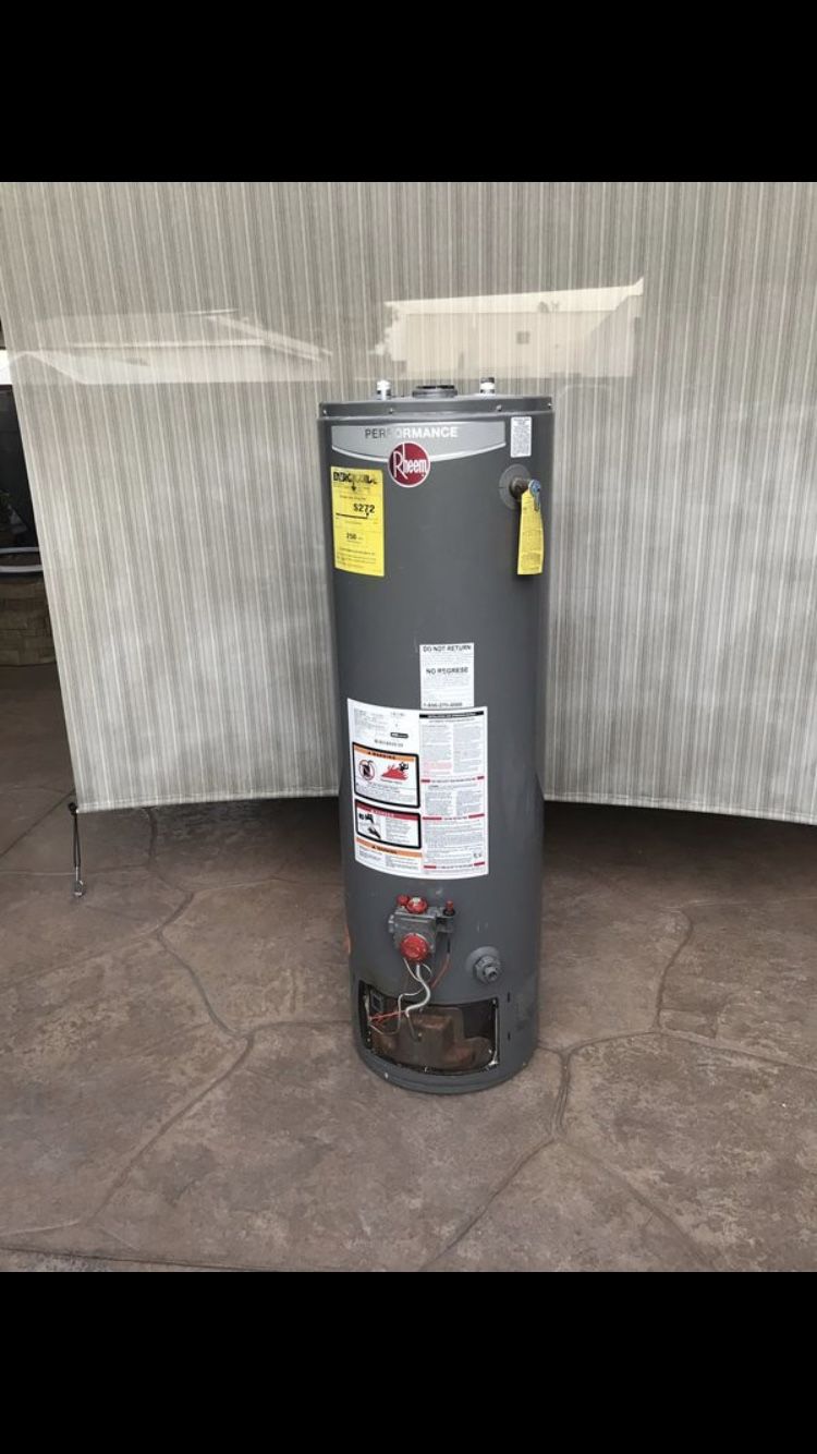 Rheem 40 gallon water heater