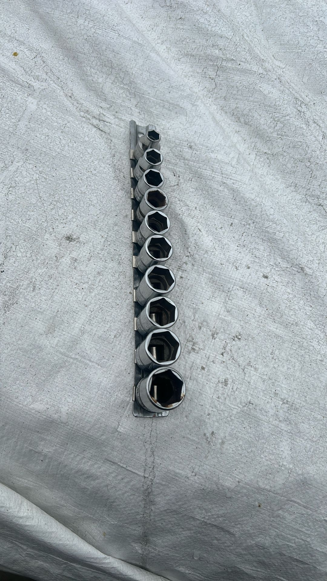 Snap On Tools 3/8 Sockets. 8.. 10 ..11..12..13..14..15..16…17..18..metrics