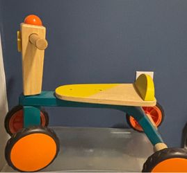Wooden Toddler Ride-On Toy Scooter