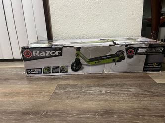 Razor scooter