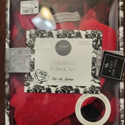 Plush Robe Sock Set (Red)