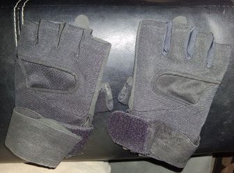 Fingerless Workout Gloves/Training Wraps