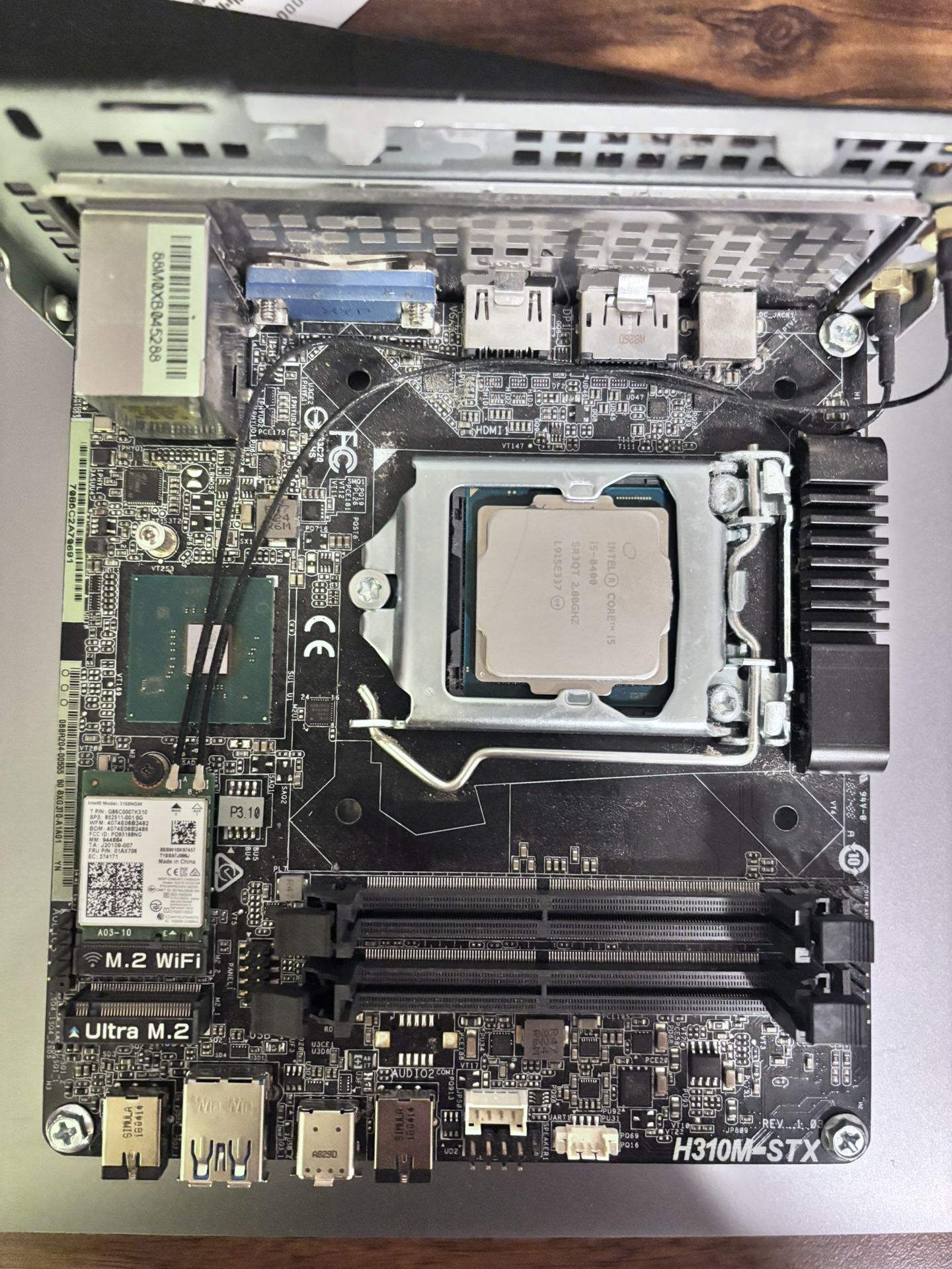 ASRock Deskmini 310w With Intel I5-8400
