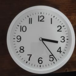 Simple easy white wall clock
