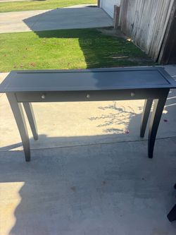 Decorative table