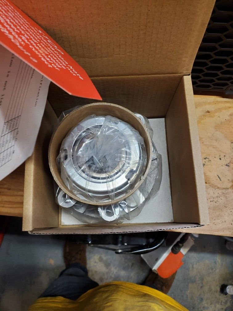 2008 Nissan Altima Front Wheel Bearing And Hub