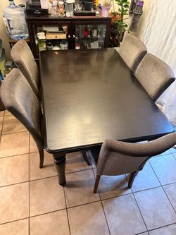 Kitchen Table and chairs