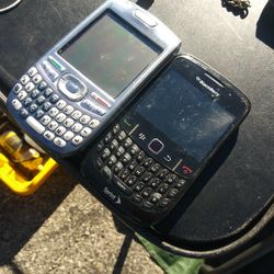 VINTAGE CLASSIC CELLPHONE S PALM Cingular and Black Berry Sprint