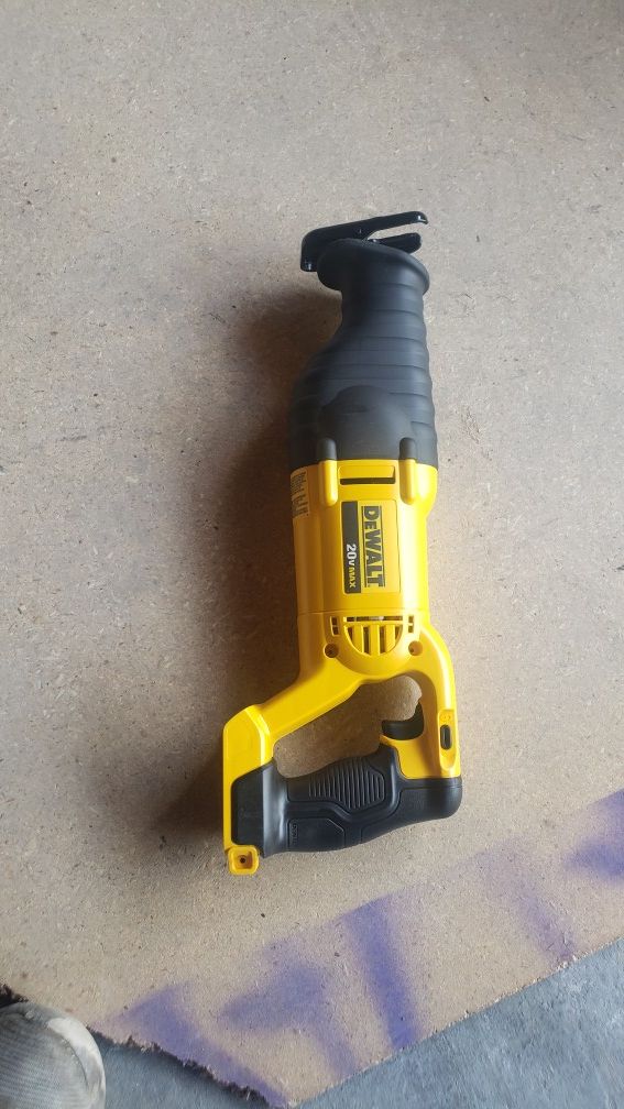 Dewalt 20v sawzall brand new tool only for Sale in Long Beach, CA - OfferUp