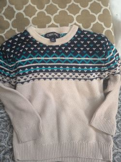 $5 Kid's sweater size 4t