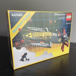 NEW / SEALED Retired LEGO 40580 Blacktron Cruiser
