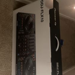 Serato DDJ-FLX10