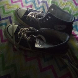 Dark Blue 💙🔵 Converse Size Men's 9 And Women's 11