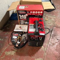 Lincoln Electric 140HD Welder 