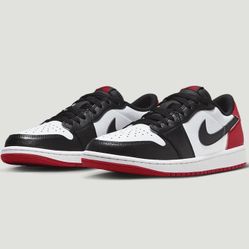 Air Jordan 1 Black Toe Low