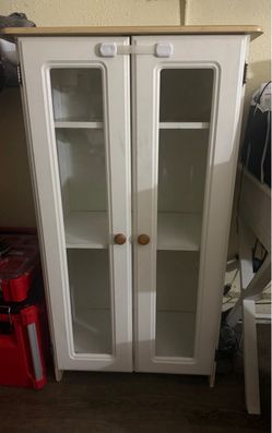 White Cabinet