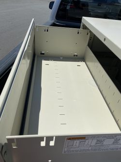 Heave duty file cabinet