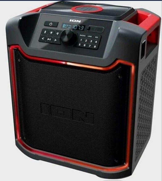 120 W Pathfinder Speaker Box