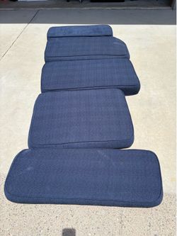 Catalina 27 seat/table cushions