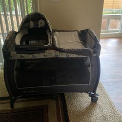 Baby Crib 