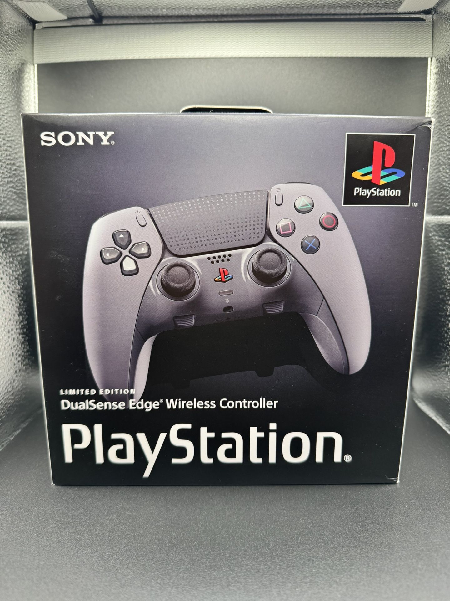 PlayStation DualSense Edge 30th Anniversary Limited Edition