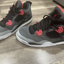 Jordan 4