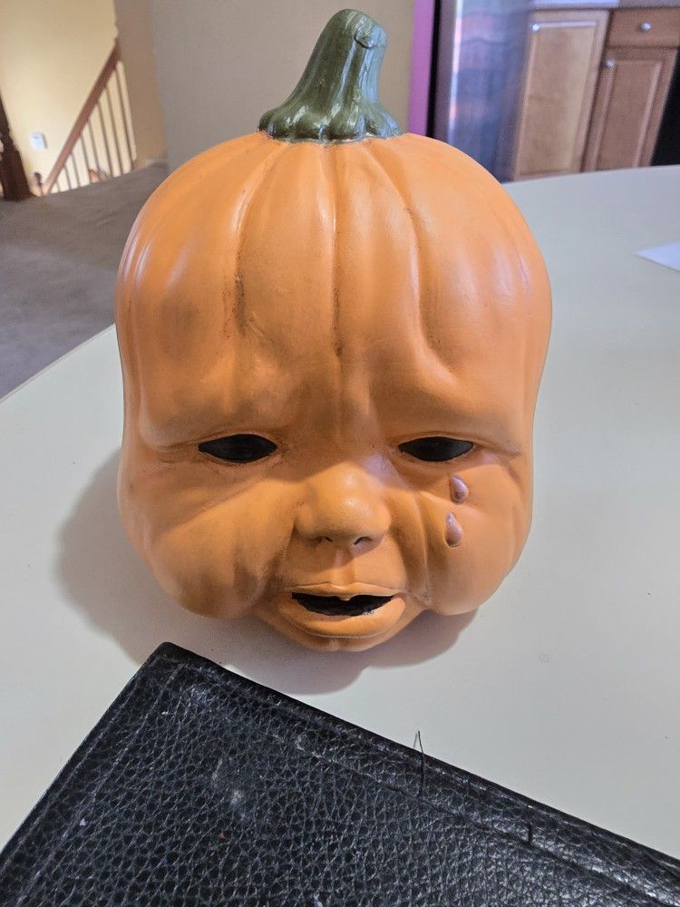 JACK O LANTERN CRYING VINTAGE