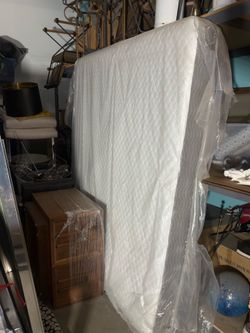King Size Mattress - New/Sealed