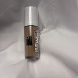 Makeup Obsession Mega Conceal 12