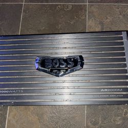 Boss 2000 Watt Amp