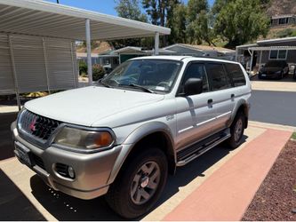 2000 Mitsubishi Montero