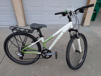 Trek 3700 WSD Mountain Bike
