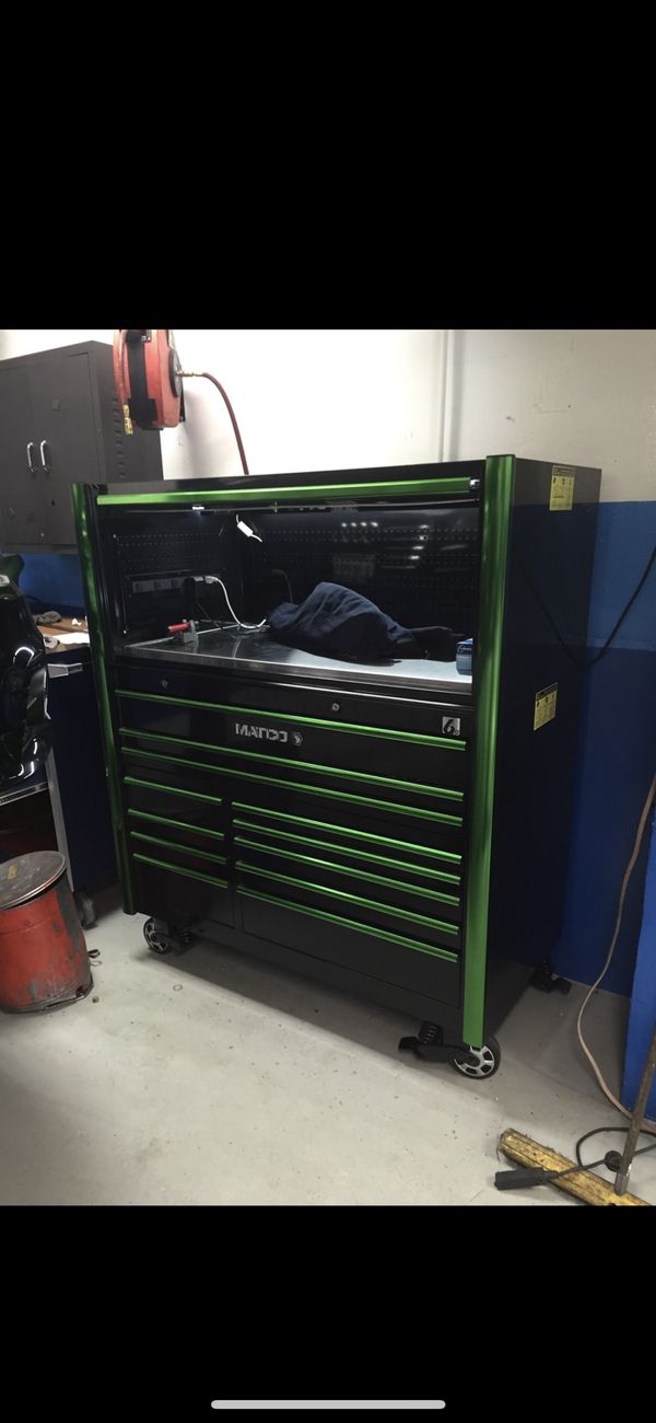 Matco 6S double bay Toolbox with hutch for Sale in Seattle, WA OfferUp