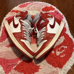 Jordan 1 Varsity Red Size 10.5