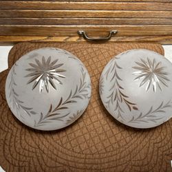 Vintage Etched Glass 6” Diameter Matching Pair Of Glass Light Filter Shades.