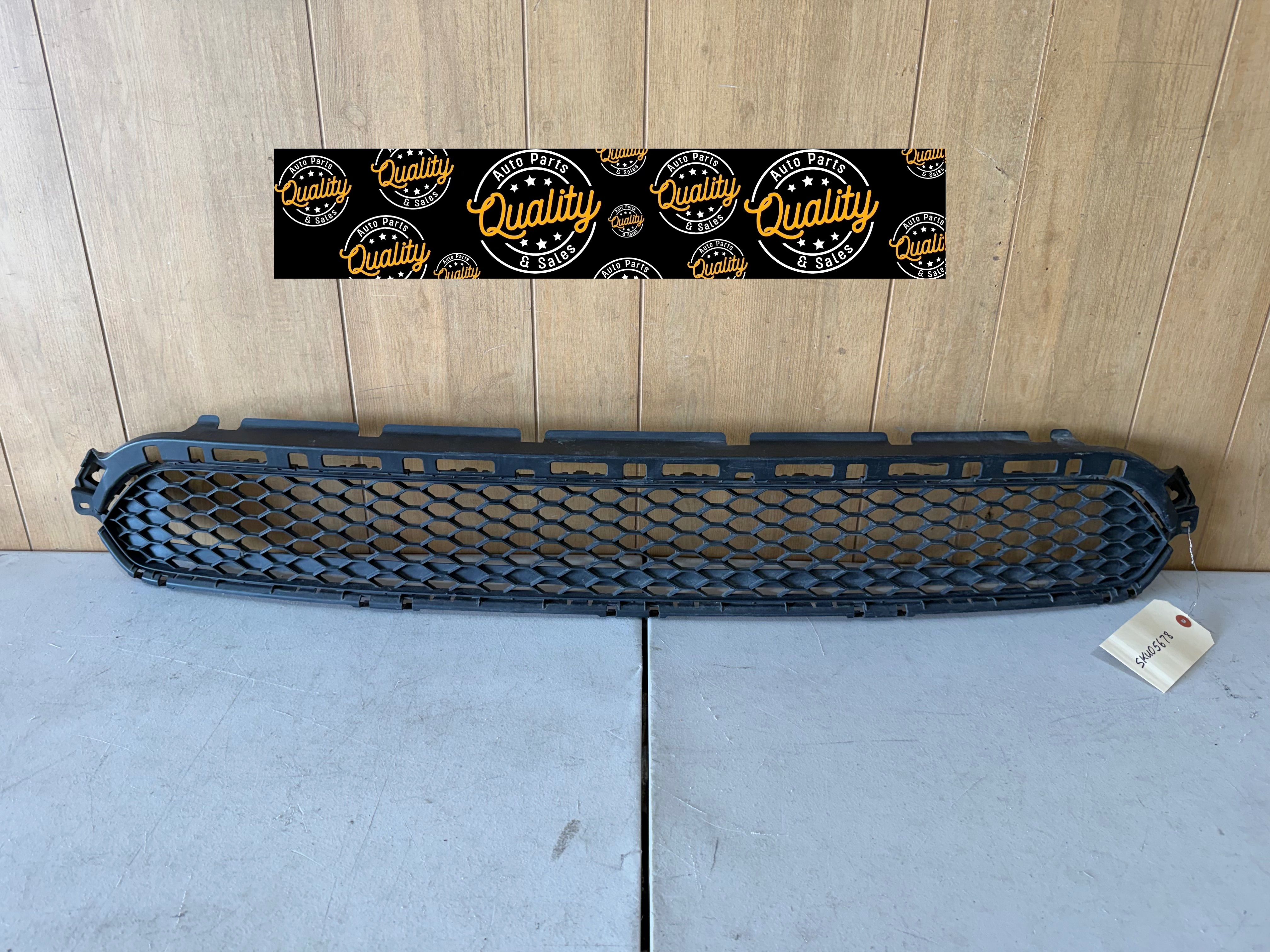 2016 2017 2018 Honda Pilot Front Bumper Lower Grille