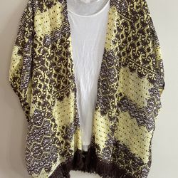 Charming Charlie’s Women’s Shawl Size Small