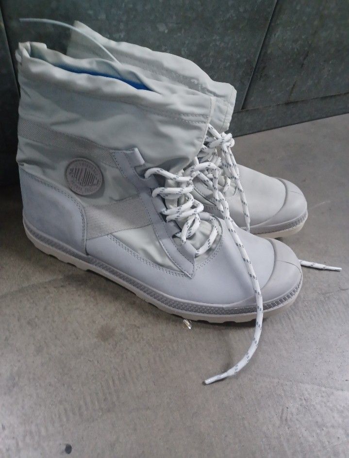Palladium Womans Snow Boots