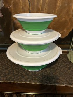 Pampered chef Collapsible Mixing Bowls Set 3