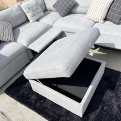 Thomasville sectional reclinercouch with ottoman