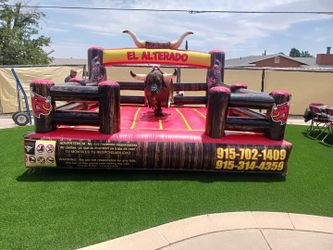 Mechanical bull