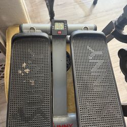 Sunny Health Leg Stepper 