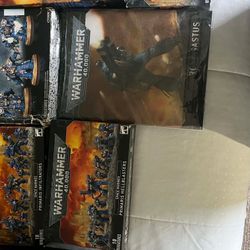 Warhammer 40k And Paint And Brushes 