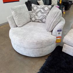 Still Liquidating Haven Swivel Chair 