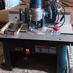 Bosch Router Table With Router And (13) Bits